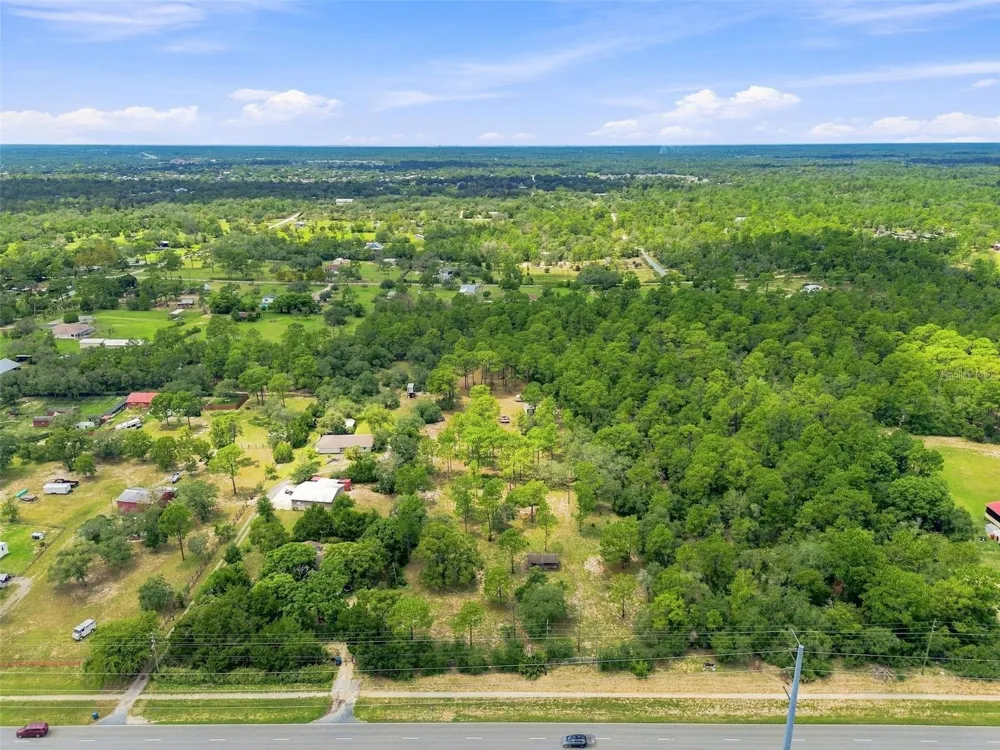 8279 SUNSHINE GROVE ROAD Brooksville, FL 34613