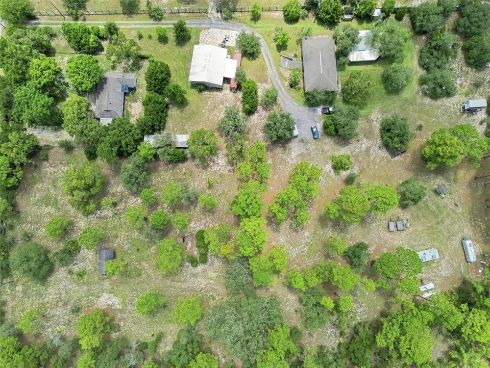 8279 SUNSHINE GROVE ROAD Brooksville, FL 34613