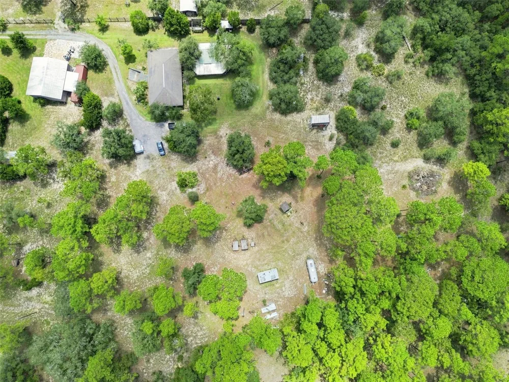 8279 SUNSHINE GROVE ROAD Brooksville, FL 34613