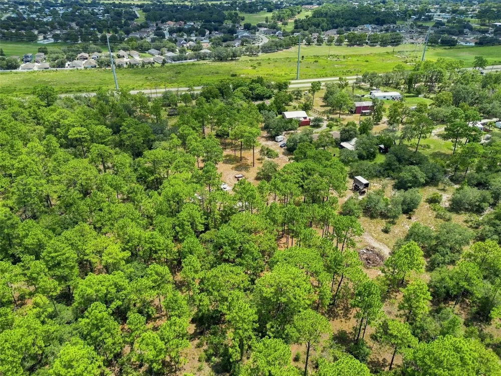 8279 SUNSHINE GROVE ROAD Brooksville, FL 34613