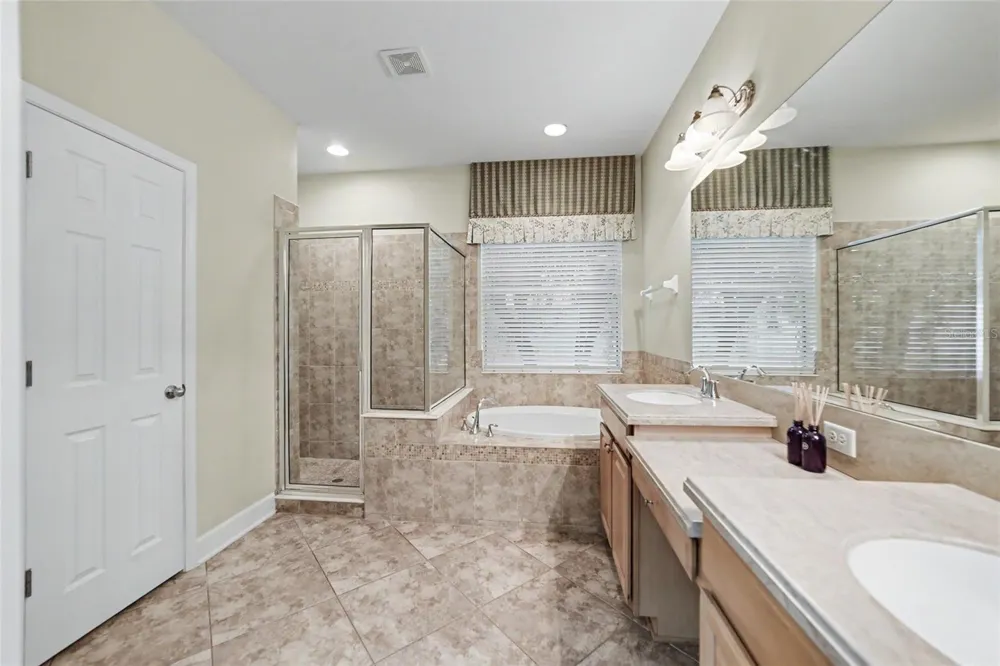 12802 AVELAR CREEK DRIVE Riverview, FL 33578