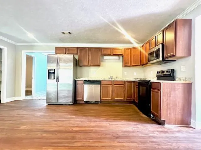 1315 Snapfinger Road Decatur, GA 30032