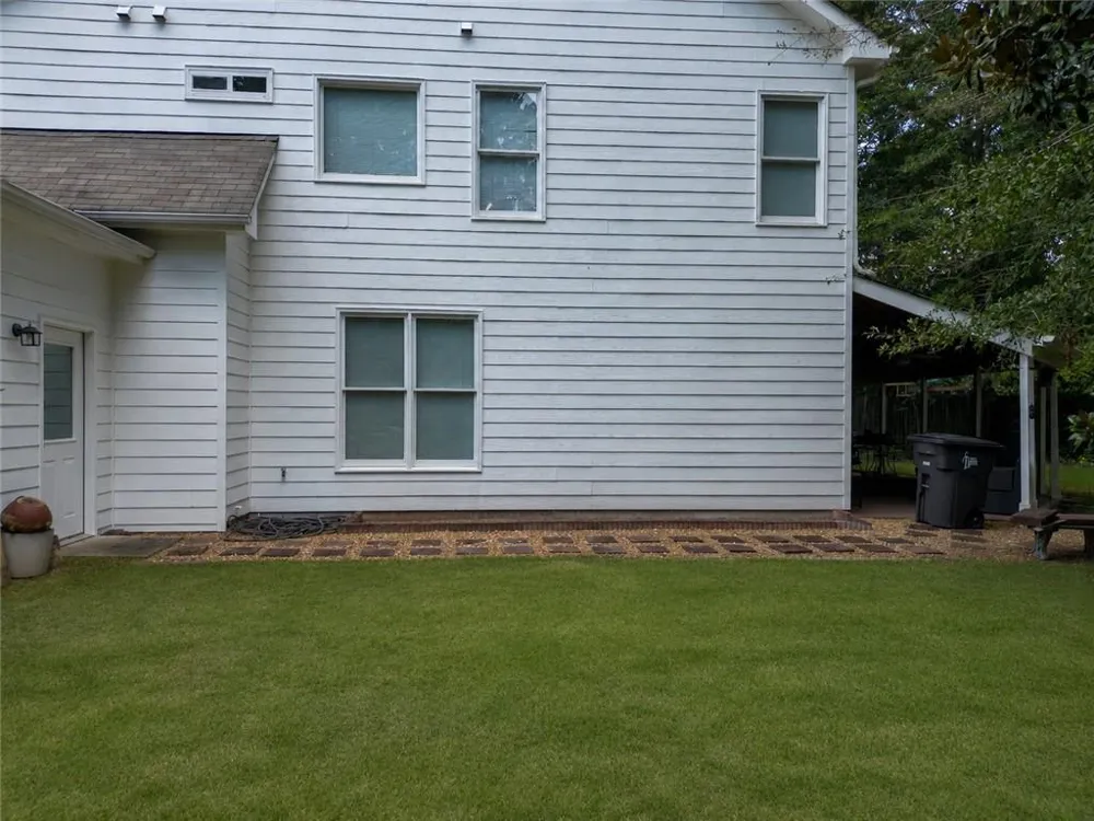 5834 Webb Forest Court Powder Springs, GA 30127