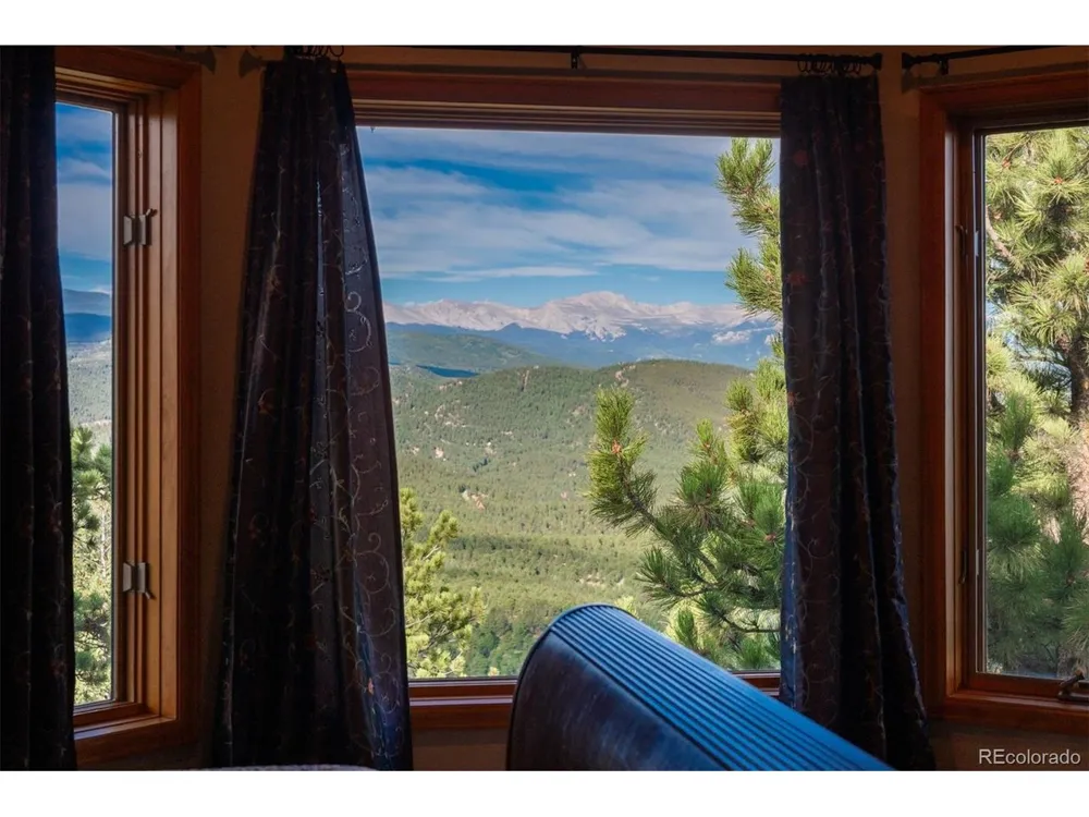 25806 Lost Cabin Trail Evergreen, CO 80439