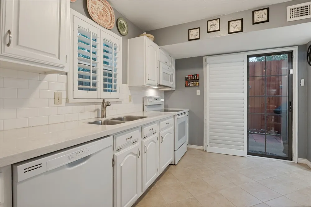 3014 Adolph Street Dallas, TX 75204