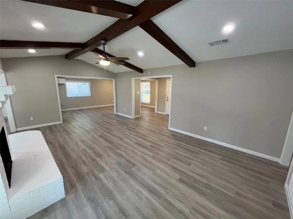 146 Bailey Drive DeSoto, TX 75115