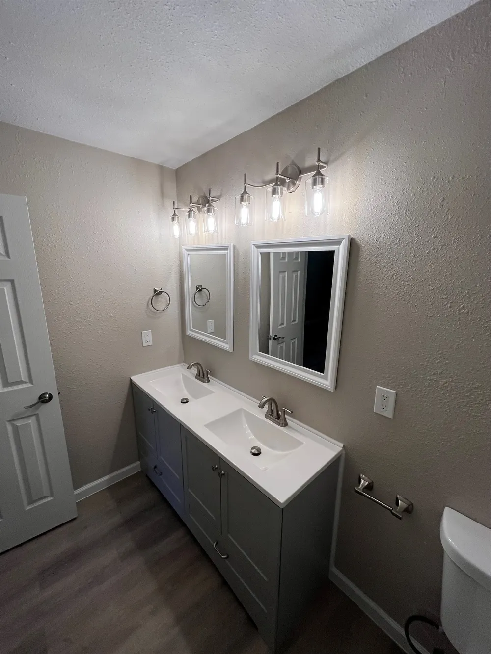 146 Bailey Drive DeSoto, TX 75115