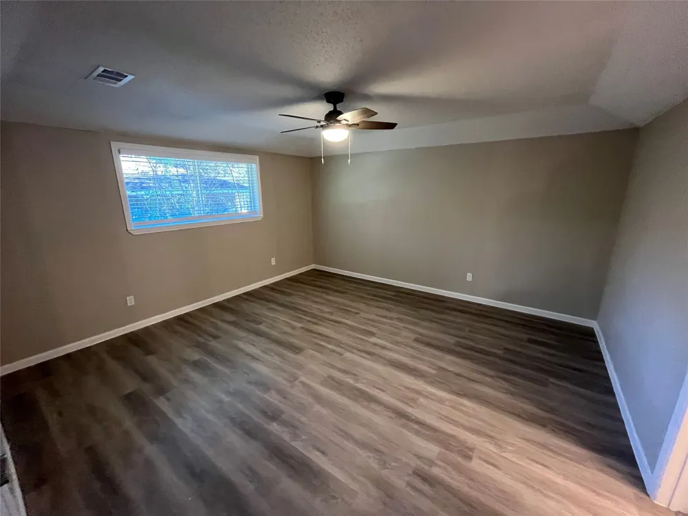 146 Bailey Drive DeSoto, TX 75115