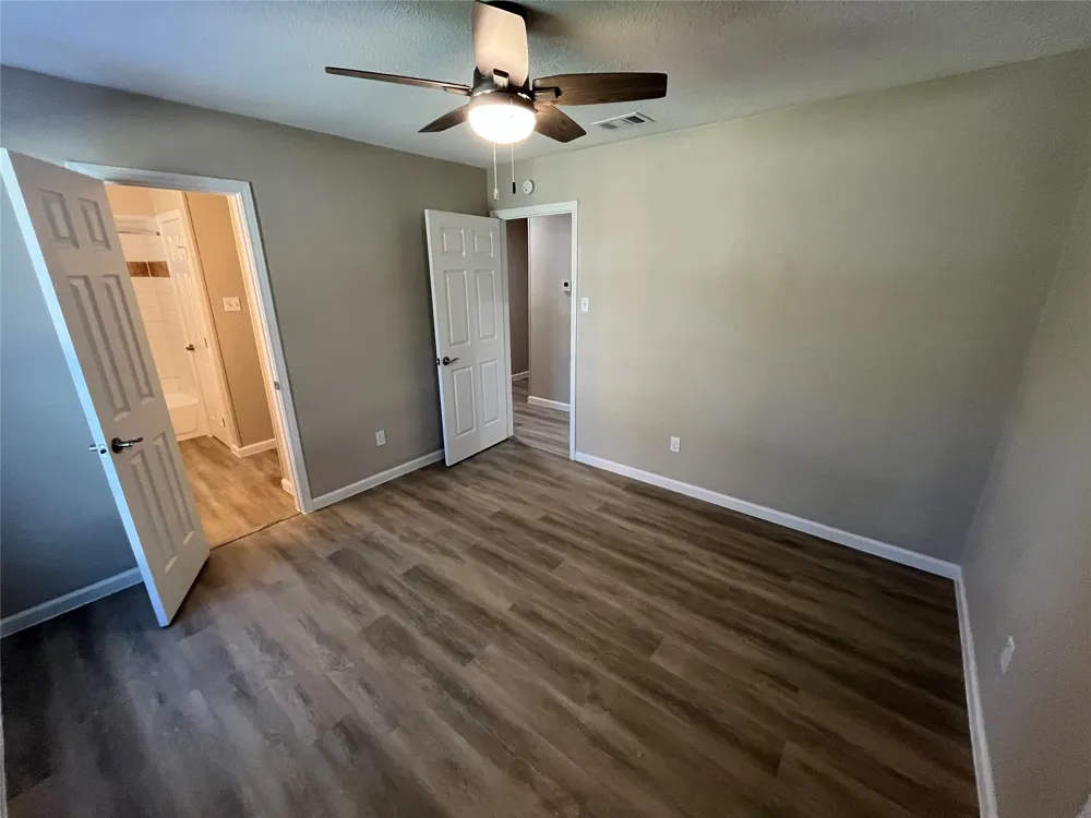 146 Bailey Drive DeSoto, TX 75115
