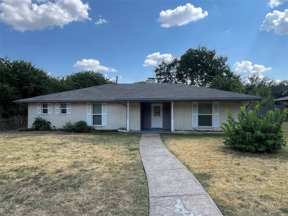 146 Bailey Drive DeSoto, TX 75115