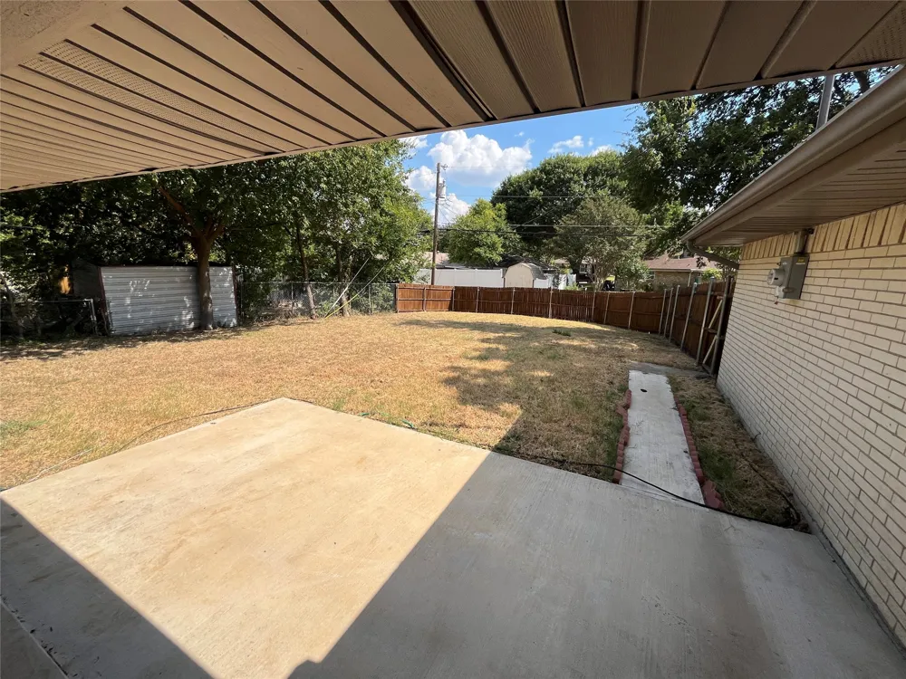 146 Bailey Drive DeSoto, TX 75115