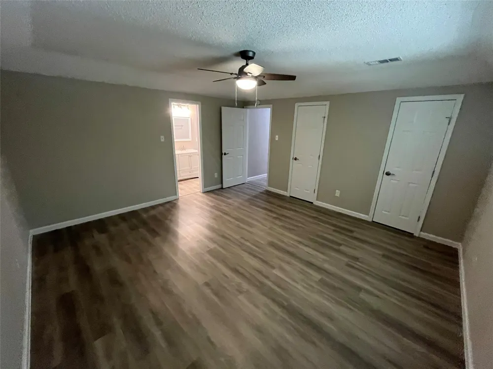 146 Bailey Drive DeSoto, TX 75115