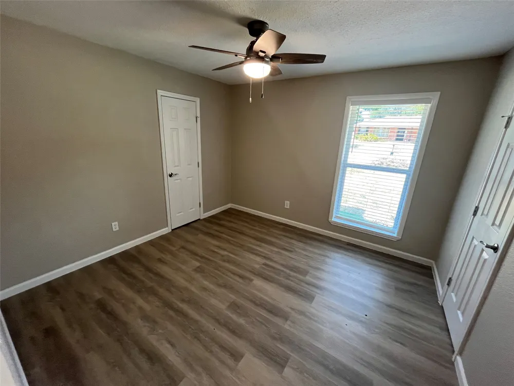146 Bailey Drive DeSoto, TX 75115