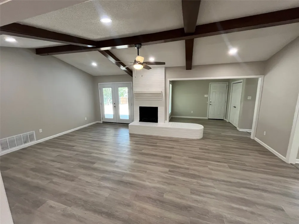146 Bailey Drive DeSoto, TX 75115