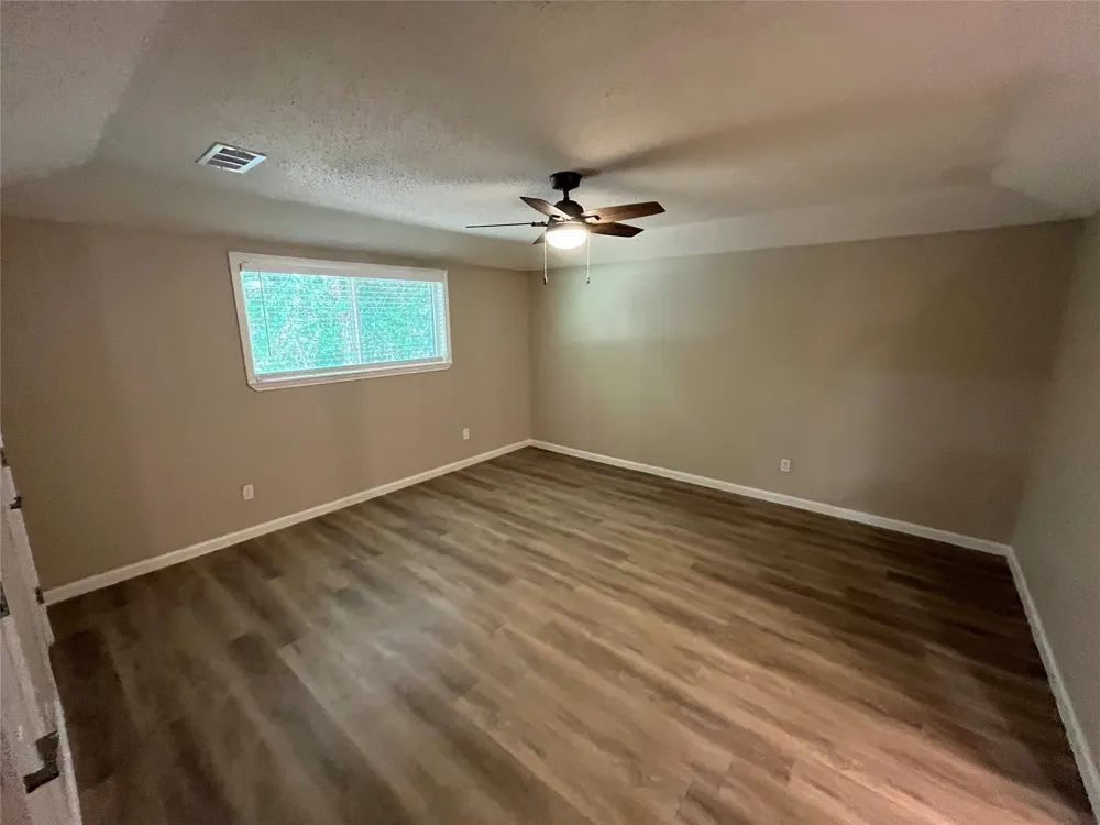 146 Bailey Drive DeSoto, TX 75115