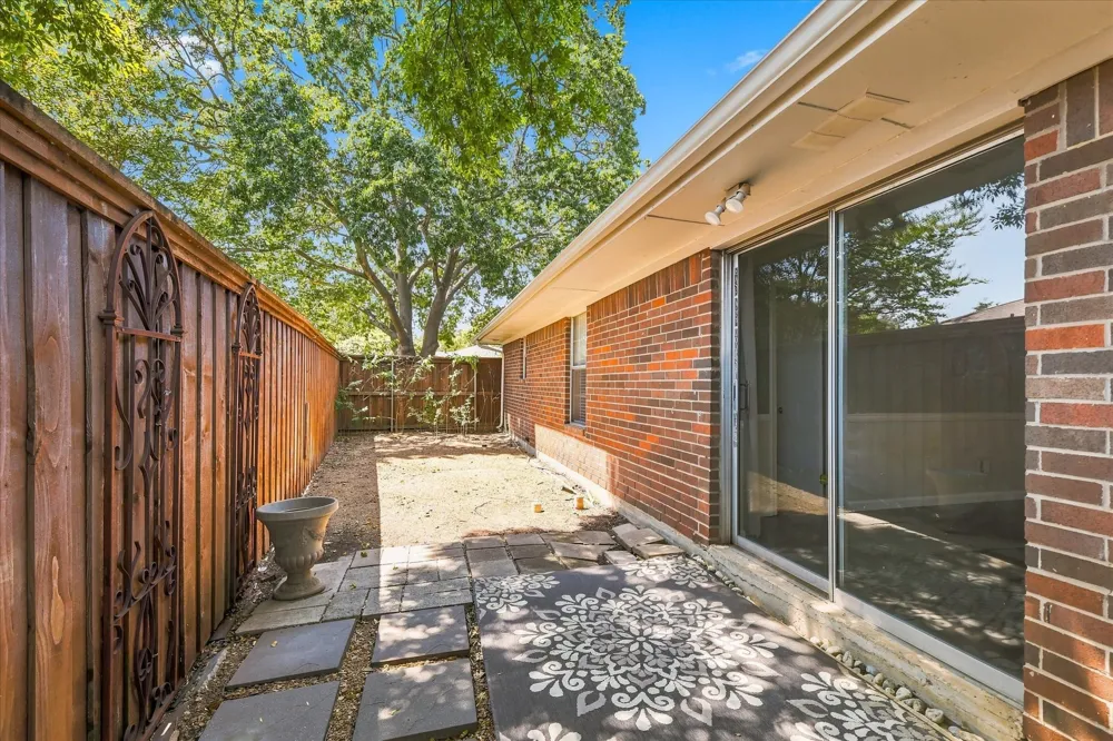 2525 Eucalyptus Drive Plano, TX 75075