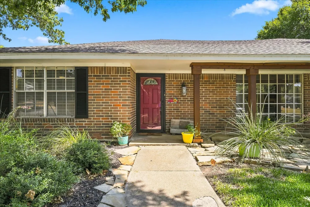 2525 Eucalyptus Drive Plano, TX 75075