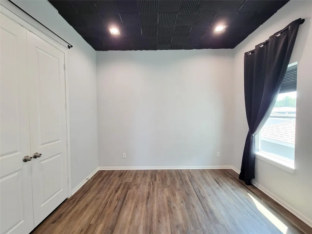 4908 Paradigm Lane Spring, TX 77379