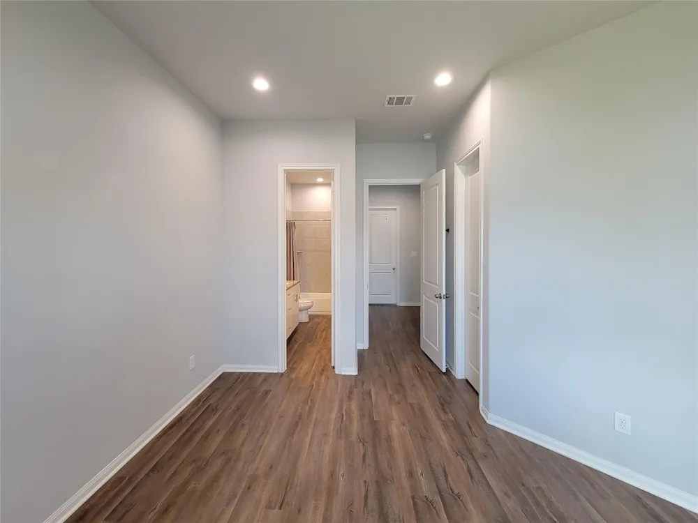4908 Paradigm Lane Spring, TX 77379