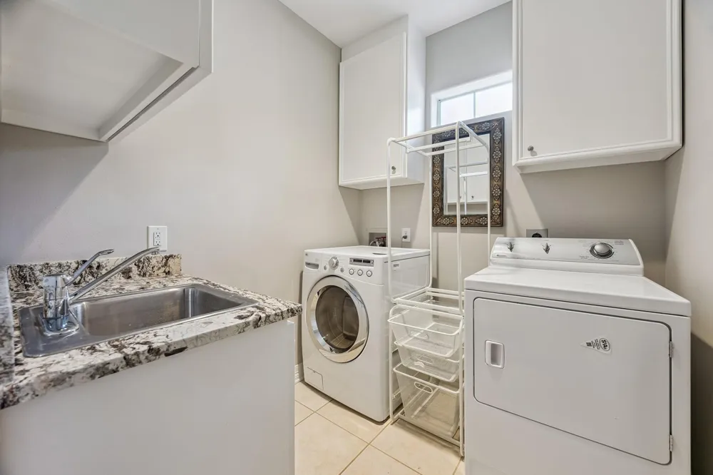 5417 Dickson Street #B Houston, TX 77007