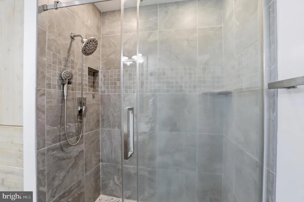 17359 LEGACY TERRACE Round Hill, VA 20141