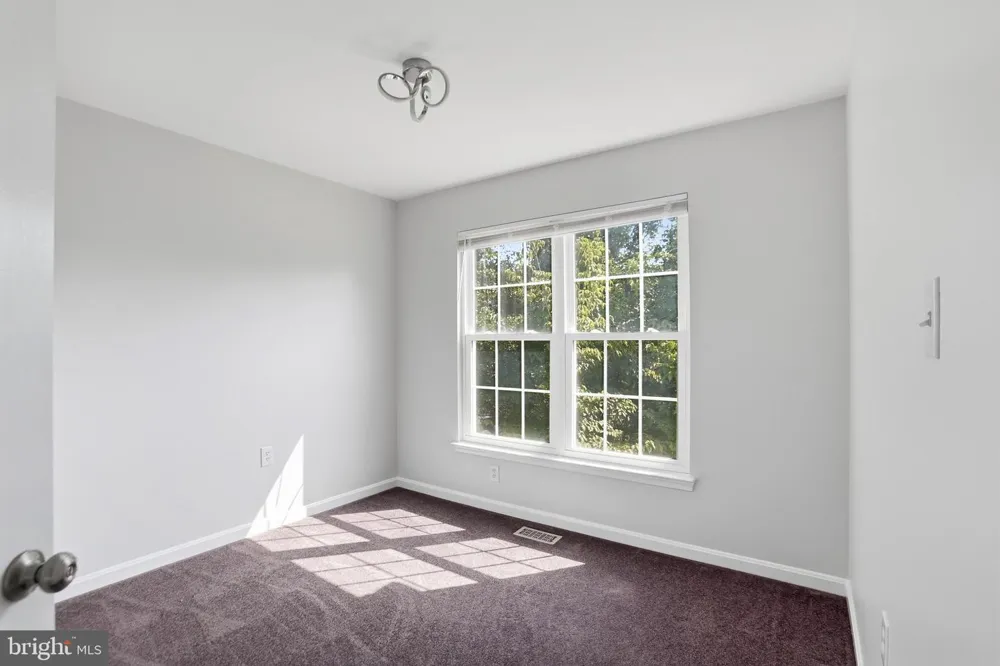 17359 LEGACY TERRACE Round Hill, VA 20141