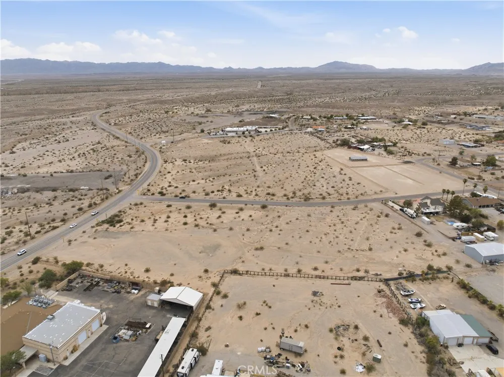 130 Morgan Needles, CA 92363