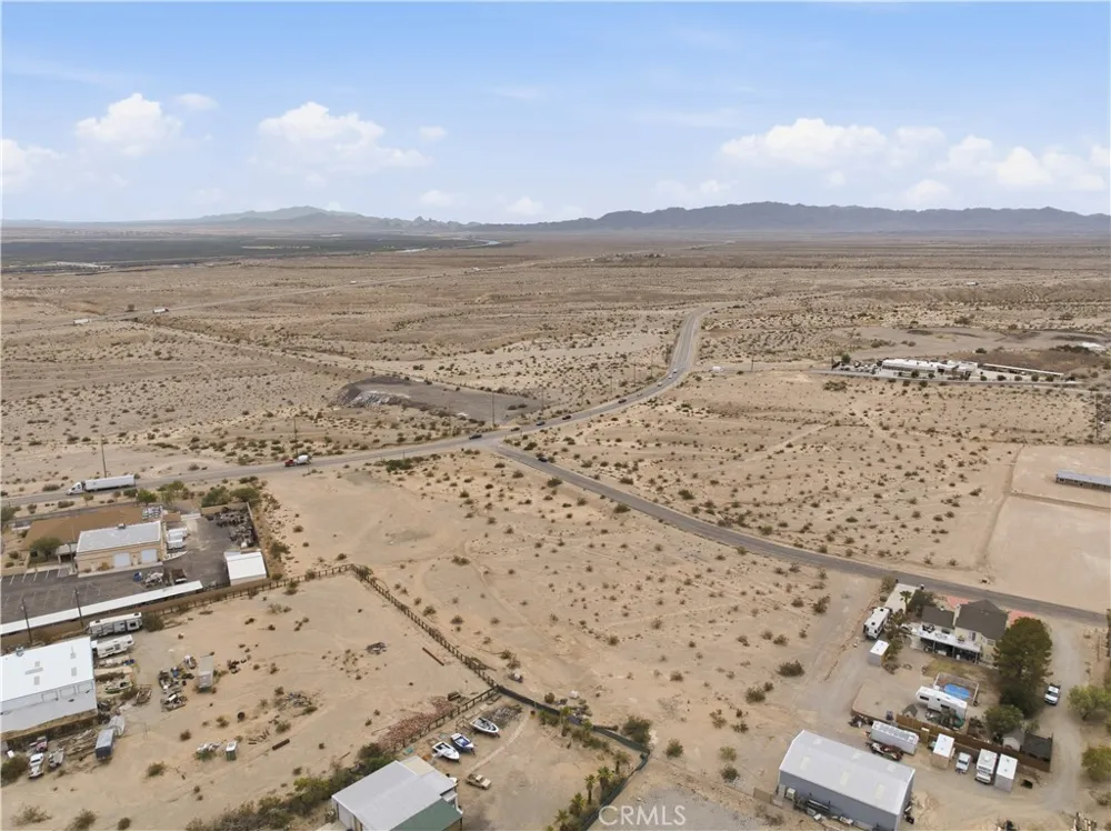 130 Morgan Needles, CA 92363