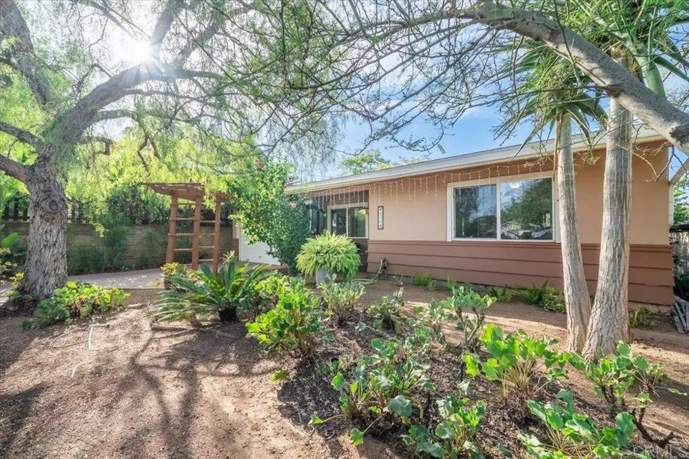 830 E 5Th Avenue Escondido, CA 92025