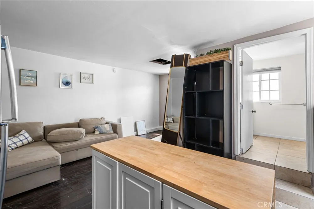 15109 Gerkin Avenue Lawndale, CA 90260