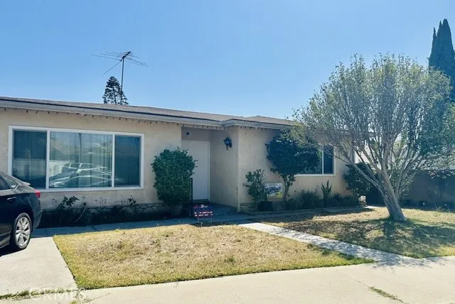 333 Oakwood St Montebello, CA 90640