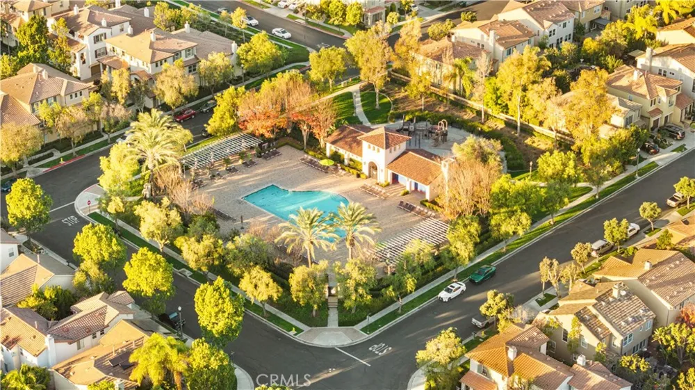 177 Lockford Irvine, CA 92602