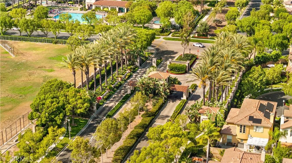 177 Lockford Irvine, CA 92602