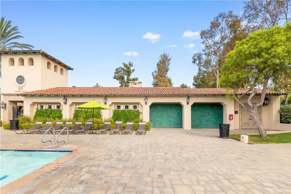 177 Lockford Irvine, CA 92602