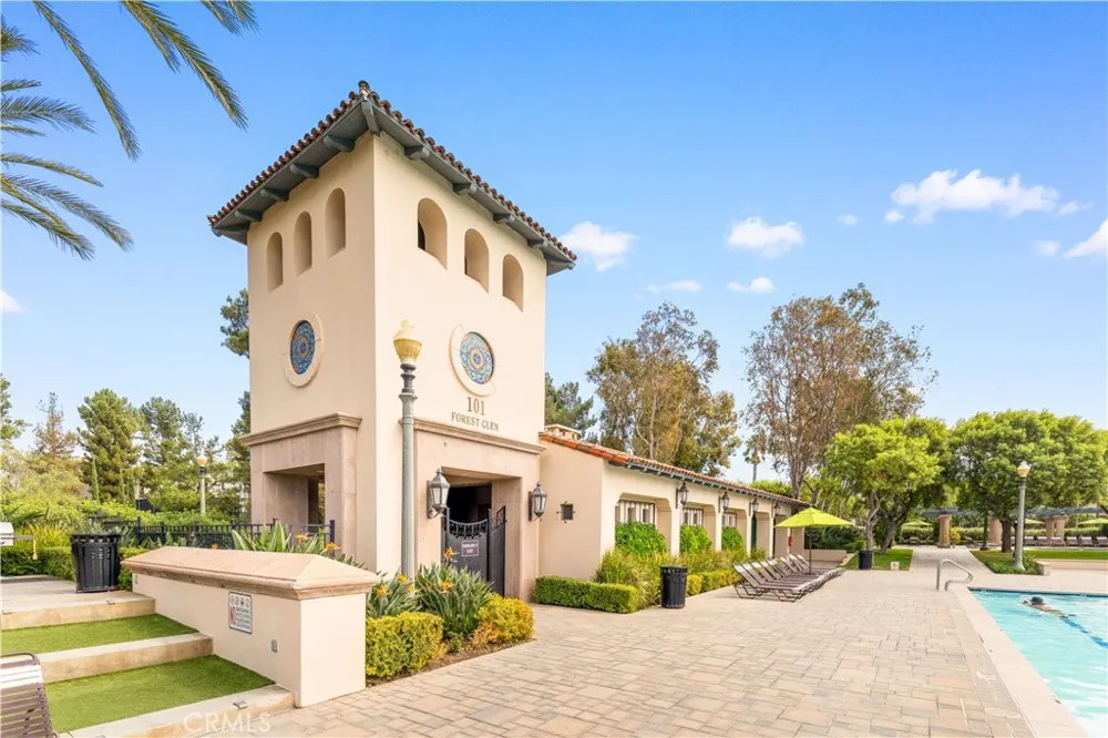 177 Lockford Irvine, CA 92602