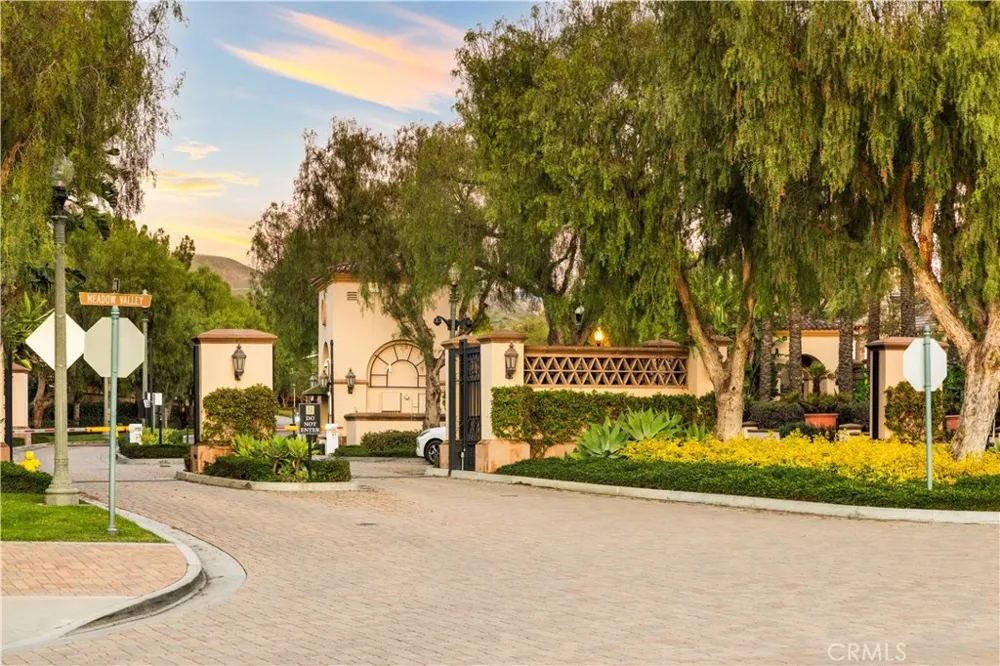 177 Lockford Irvine, CA 92602