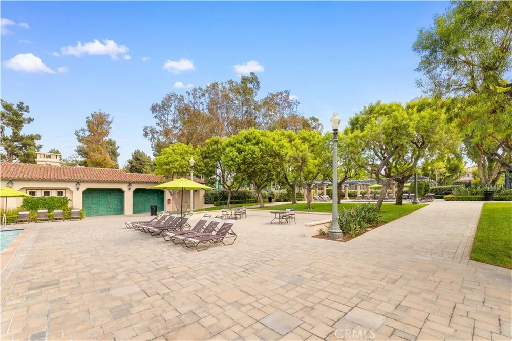 177 Lockford Irvine, CA 92602