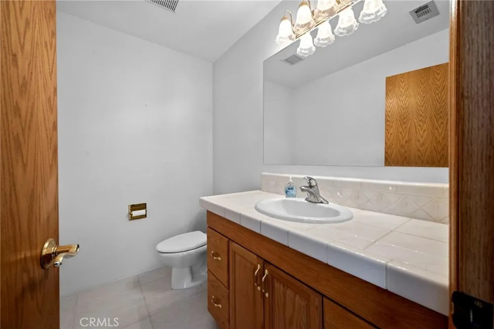 14364 Galleon Helendale, CA 92342