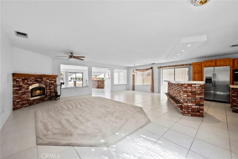 14364 Galleon Helendale, CA 92342