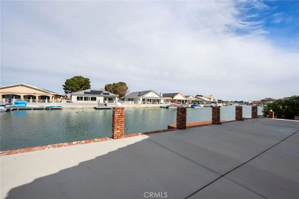 14364 Galleon Helendale, CA 92342