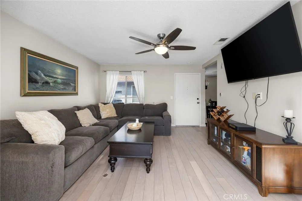 1336 Brentwood Corona, CA 92882