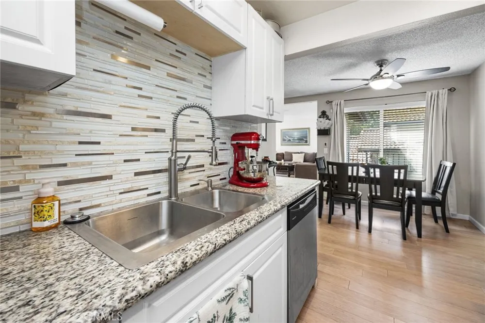 1336 Brentwood Corona, CA 92882