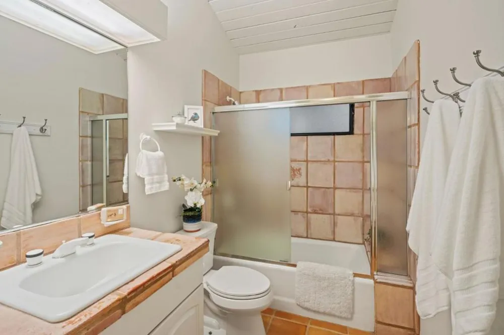 8 Buena Vista Del Rio Carmel Valley, CA 93924