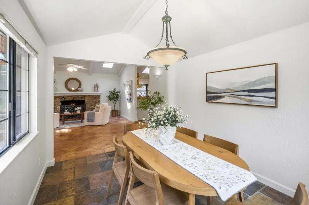 8 Buena Vista Del Rio Carmel Valley, CA 93924