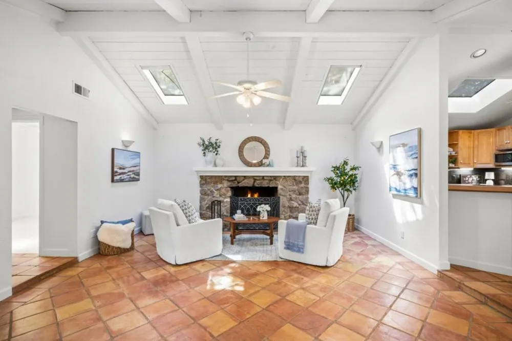 8 Buena Vista Del Rio Carmel Valley, CA 93924