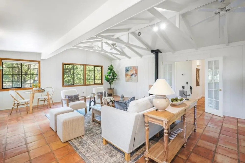 8 Buena Vista Del Rio Carmel Valley, CA 93924