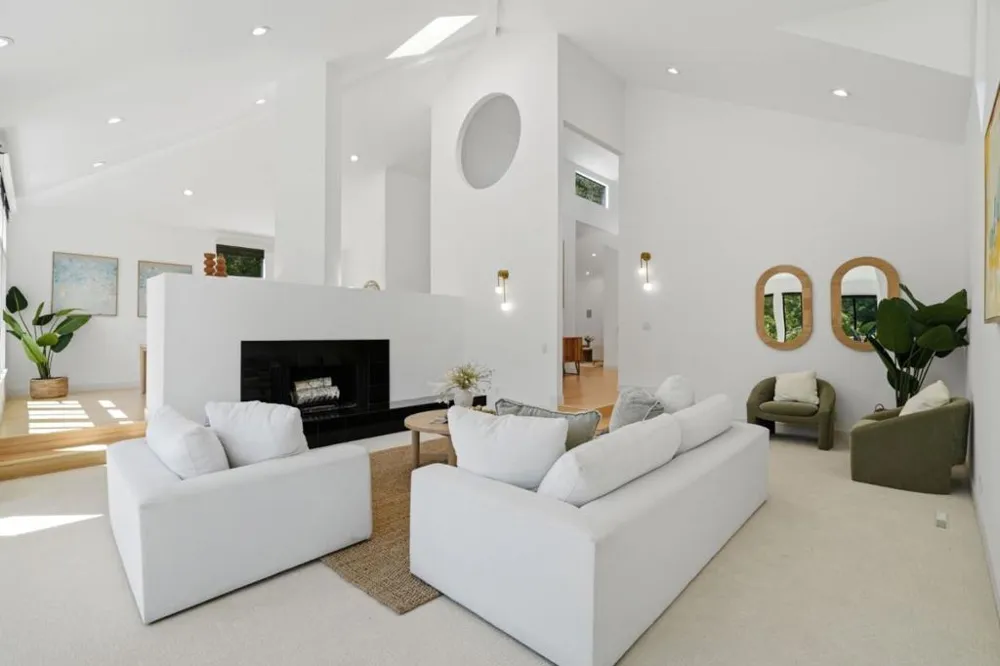 202 Granada Way Los Gatos, CA 95032