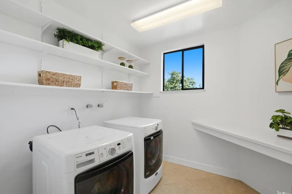 202 Granada Way Los Gatos, CA 95032
