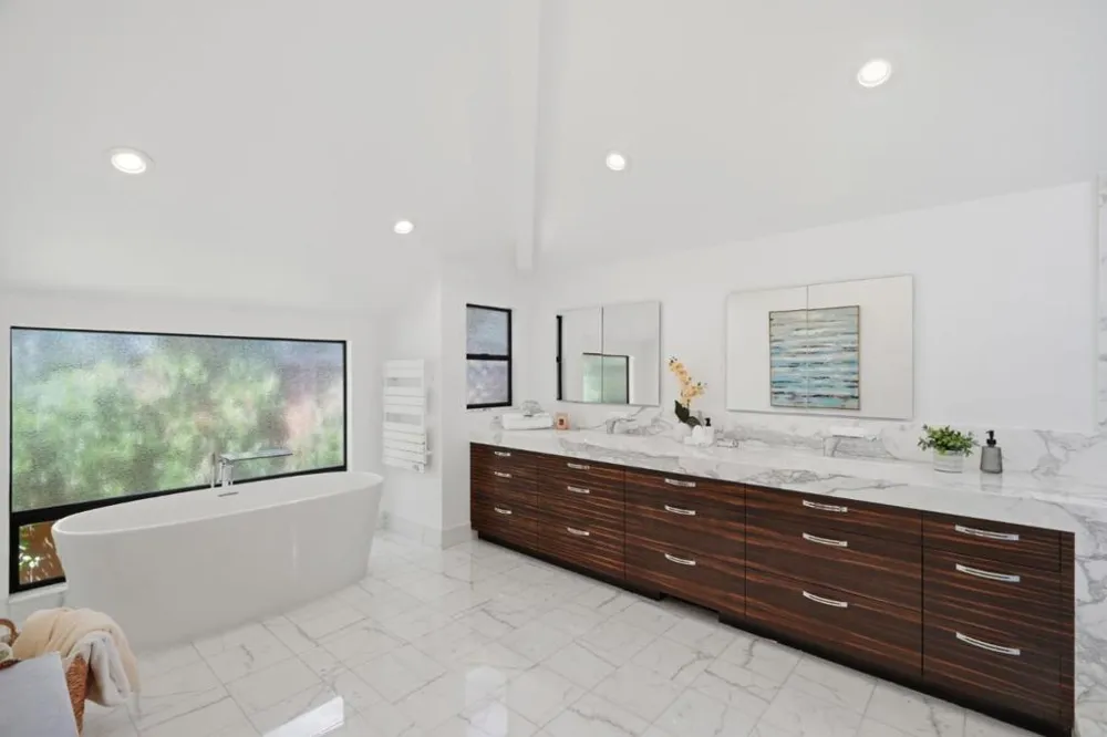202 Granada Way Los Gatos, CA 95032