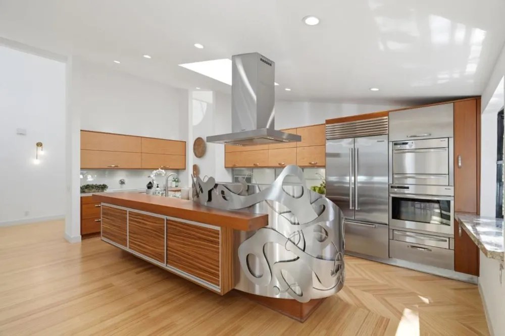 202 Granada Way Los Gatos, CA 95032